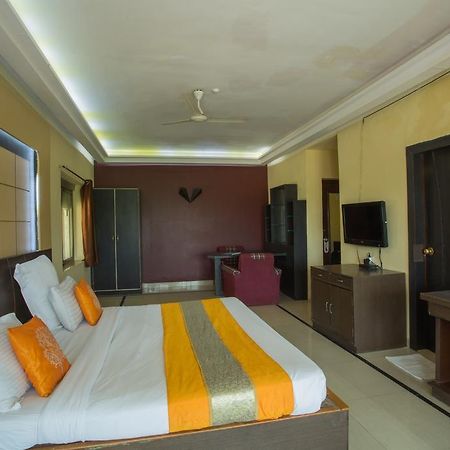 Silver Sands Beach Resort Колва Екстериор снимка