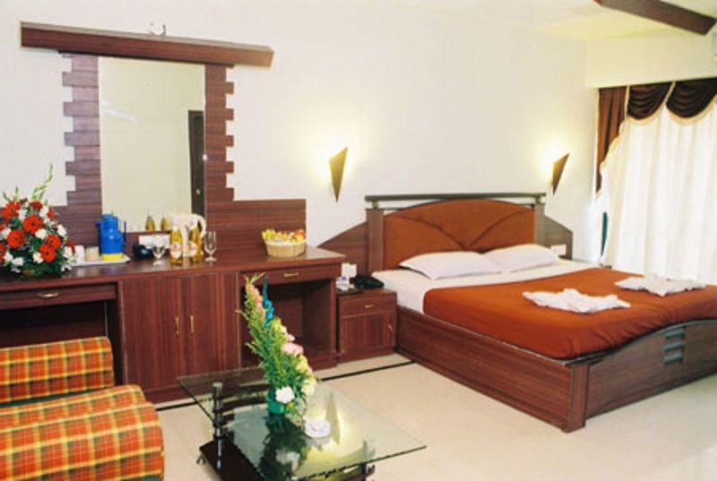 Silver Sands Beach Resort Колва Екстериор снимка